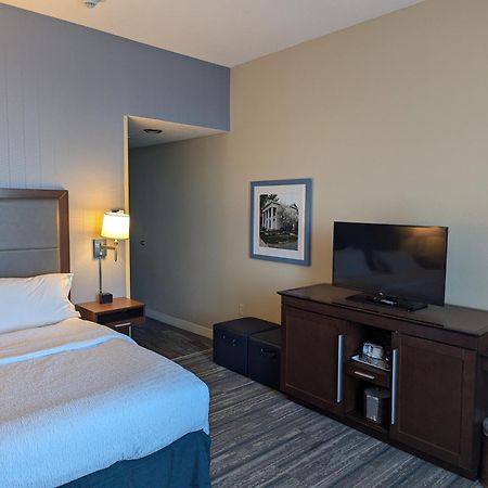 Hampton Inn & Suites Cazenovia, Ny Екстер'єр фото