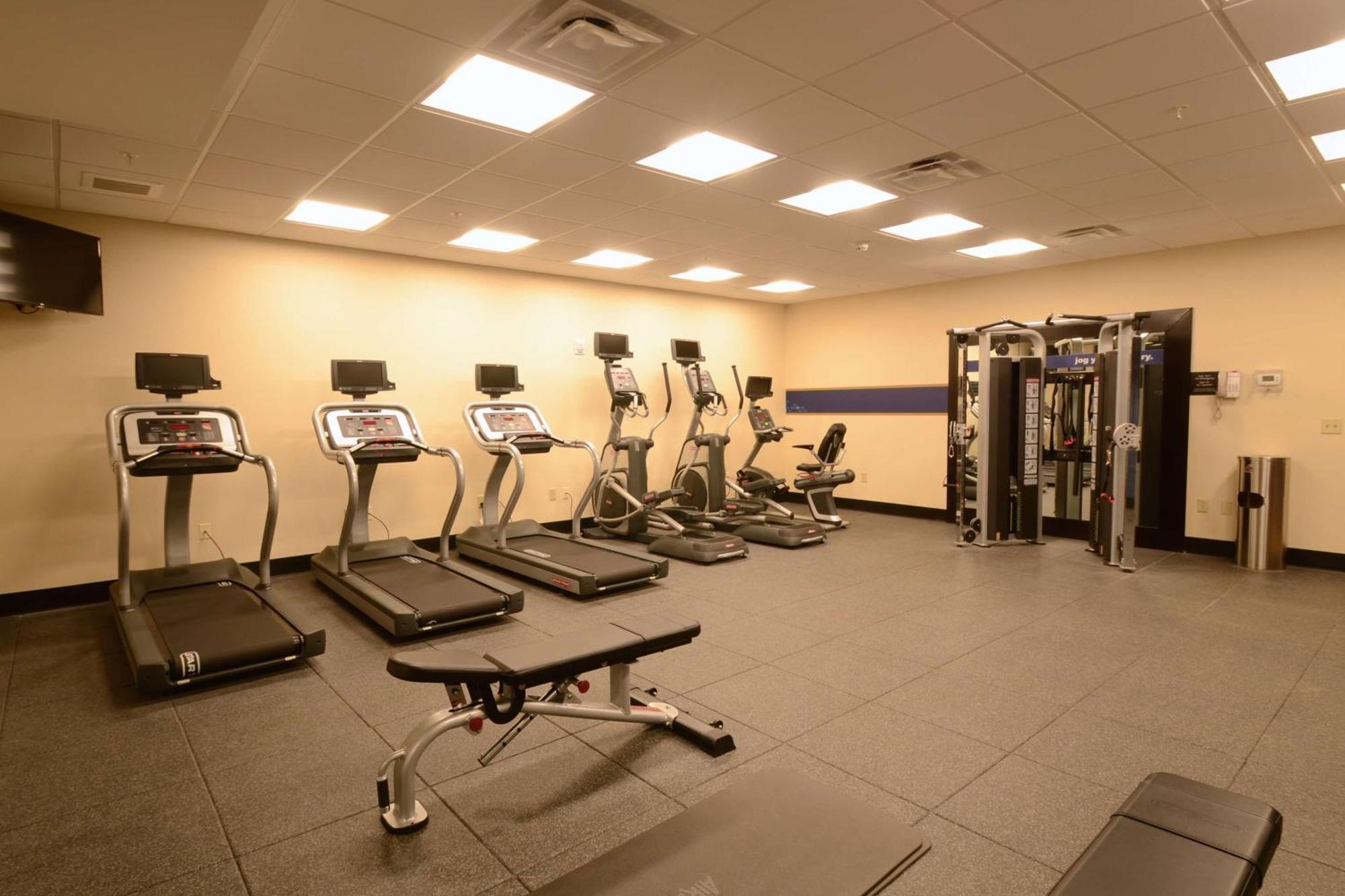 Hampton Inn & Suites Cazenovia, Ny Екстер'єр фото