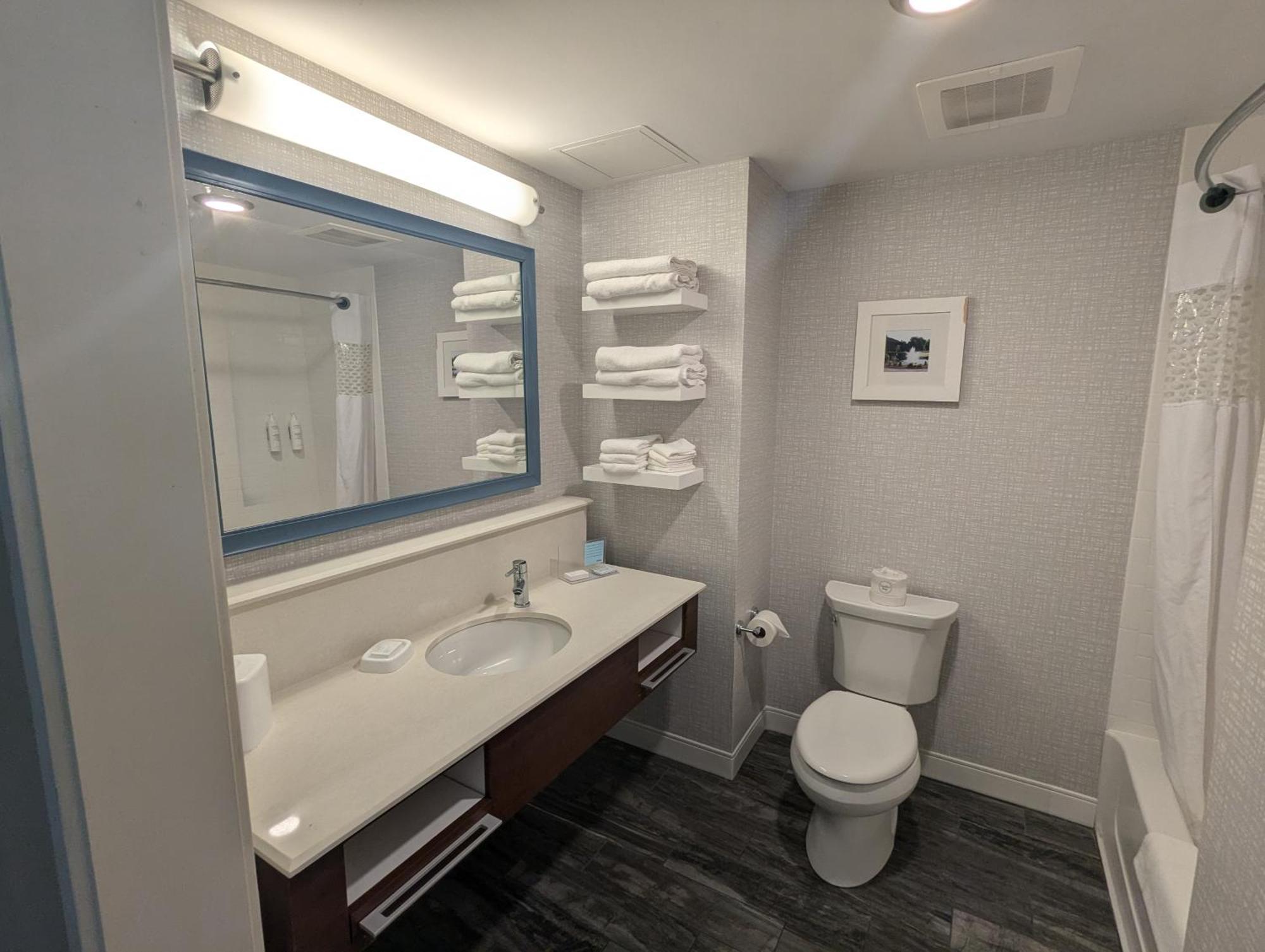 Hampton Inn & Suites Cazenovia, Ny Екстер'єр фото